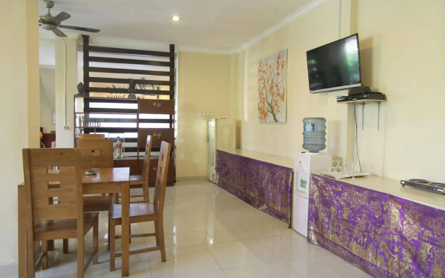 Airy Gianyar Hasanuddin Gang Dugul Sari Bali