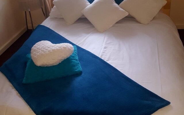 Tony Asga Apartments - Sakina Apartment