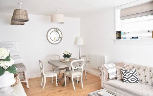 The Mews Central Brighton Townhouse