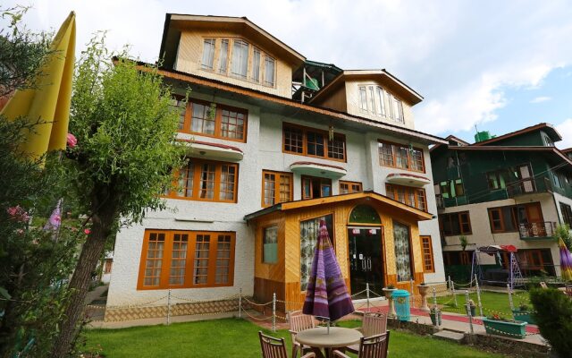 OYO 9084 Hotel Tourist Palace