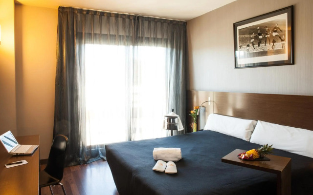 Hotel Tach Madrid Airport