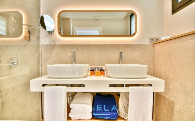 Relaxia Beverly Suites