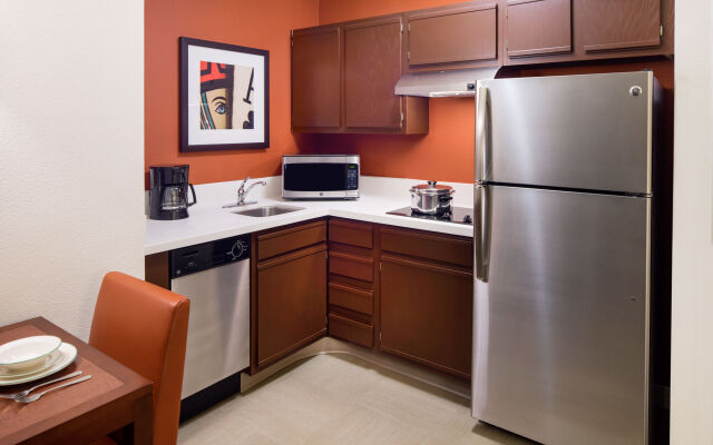 Residence Inn by Marriott Las Vegas Hughes Center