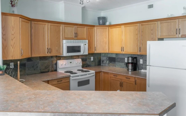 Two Bed Two Bath Two Pools