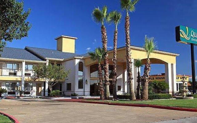 Quality Inn & Suites