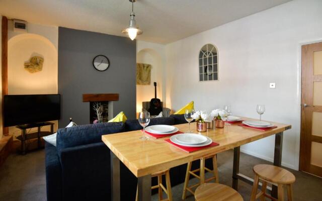 31 Cambrian Place, Swansea - Guest Homes