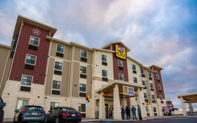My Place Hotel - Lubbock, TX