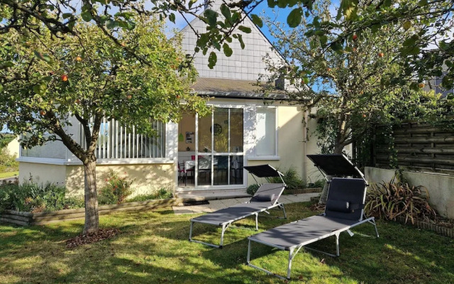 Holiday Home in Binic Near Sandy Beach