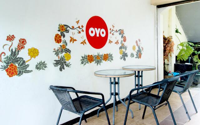 OYO 677 Rianes Family Guest House