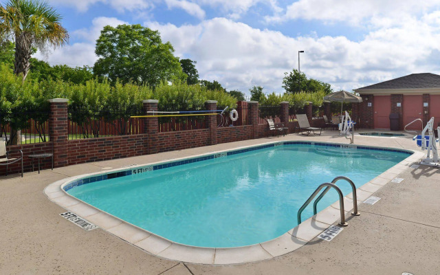 Executive Inn and Suites Mexia