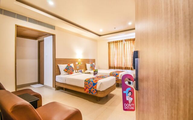 FabHotel Prime Royal Castle