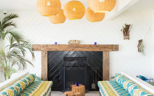 Cambria Beach Lodge