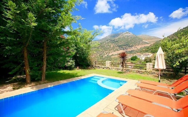 Uphoria Villas
