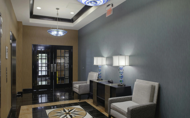 DoubleTree Suites by Hilton Bentonville