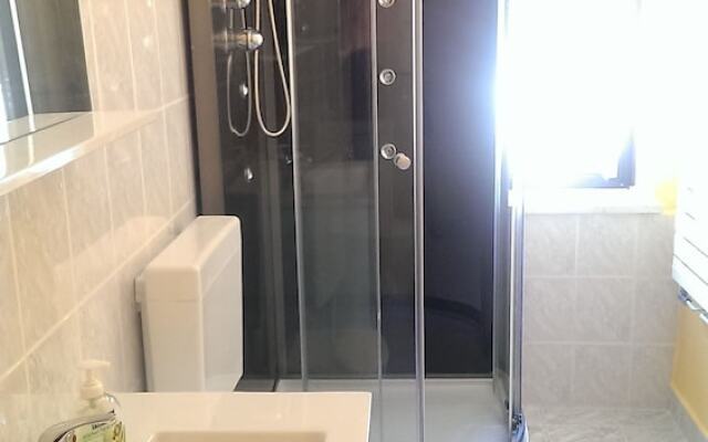 Apartment Zonir with sauna