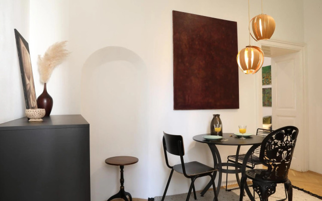 Premium Class Apartments III