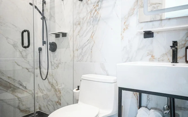 LaChanel QnRoomPool ResortVibe NearBeach