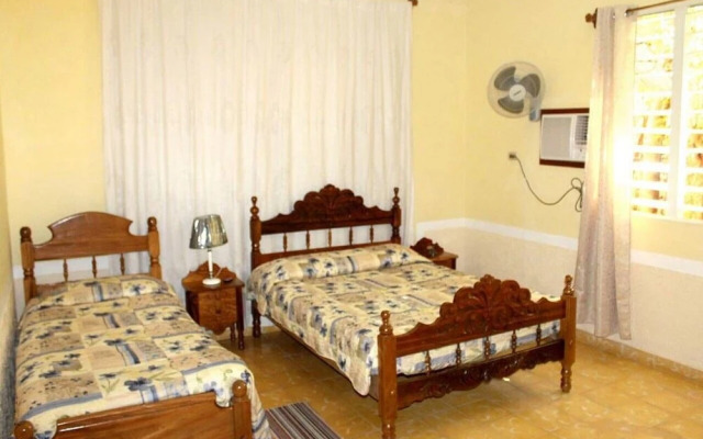 Hostal Ballina TRINIDAD