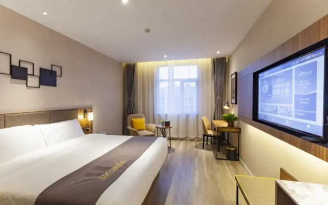 Home Inn Plus (Langfang Dacheng Jinbao Road Branch)