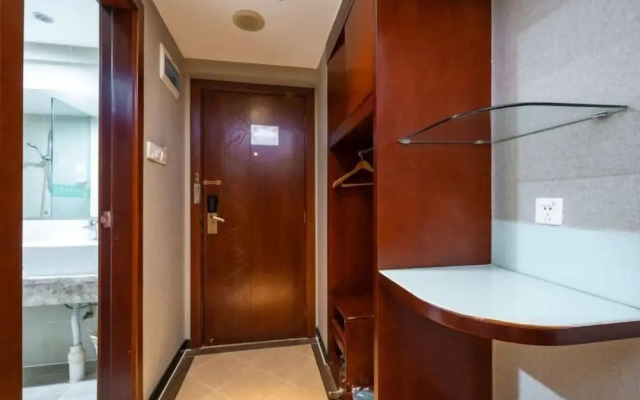 GreenTree Inn NanNing LangDong Hotel