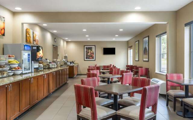 Comfort Inn North/Polaris