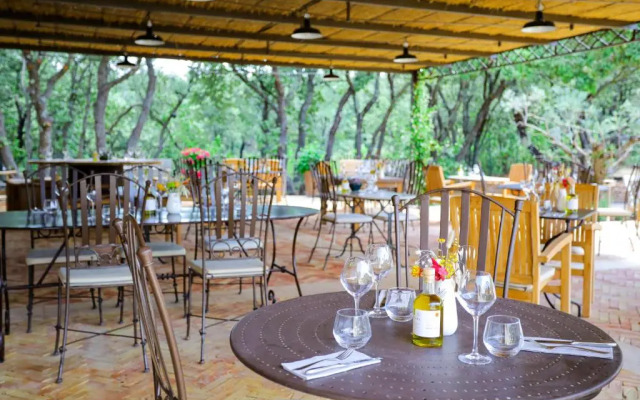 Hotel La Bastide dEygalières