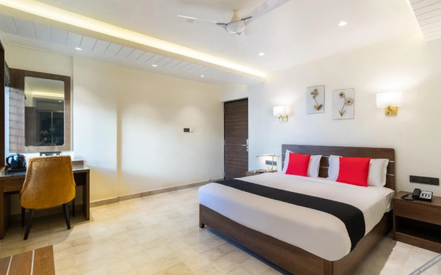 Clove Boutique by OYO Rooms