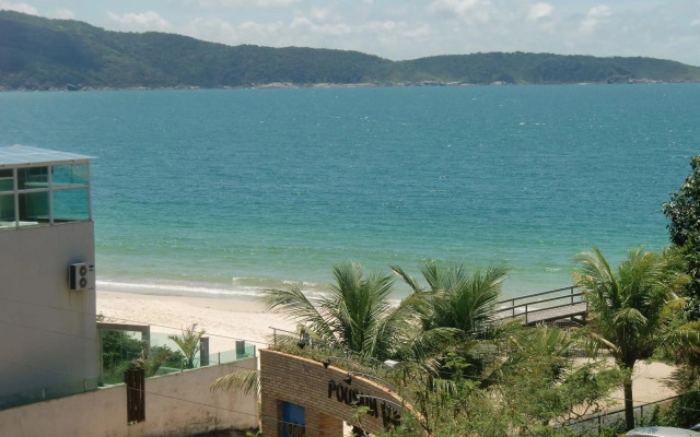 Apartamento Frente Mar com 02 suítes