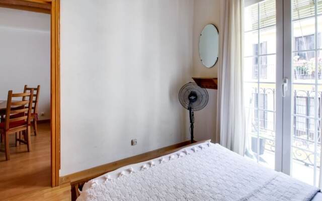 Modern 2 Bedroom in Poble Sec 7 Minutes to Metro