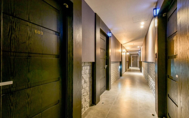French Code Hotel