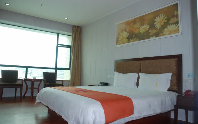 PAI Hotels·Zhuhai Mingzhu Light Rail Station Haina City Store