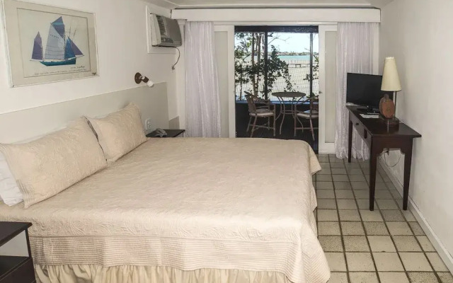 Barracuda Eco Resort