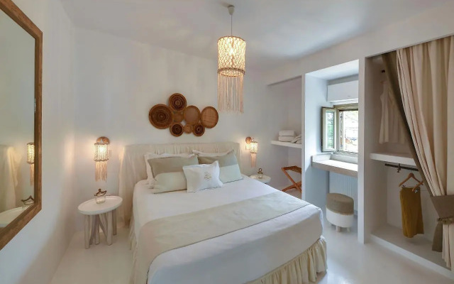 Amalgam Homes Paros