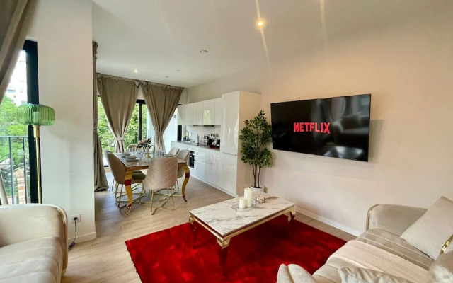 One Lux Stay Near Antwerp Central - 3 Bedroom 1.5 Bathroom