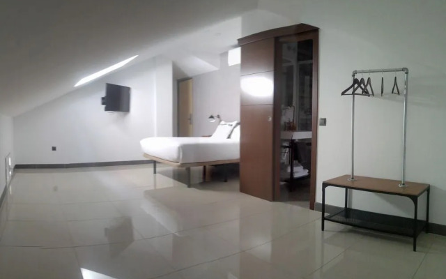 The Lights City Rooms