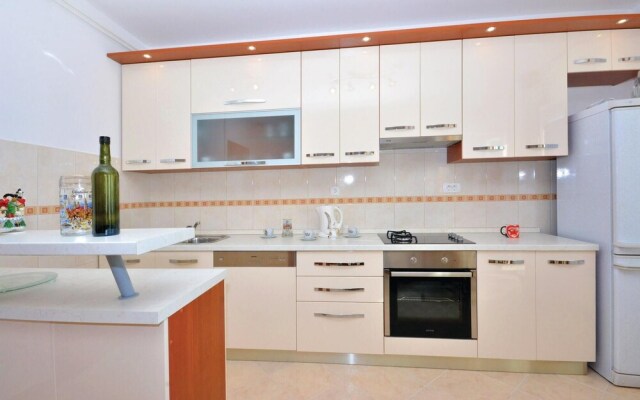 Awesome Home in Omis With Wifi and 3 Bedrooms