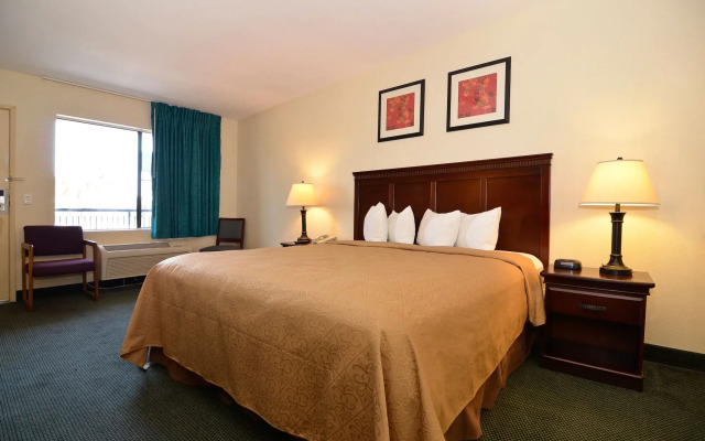 Quality Inn San Diego I-5 Naval Base