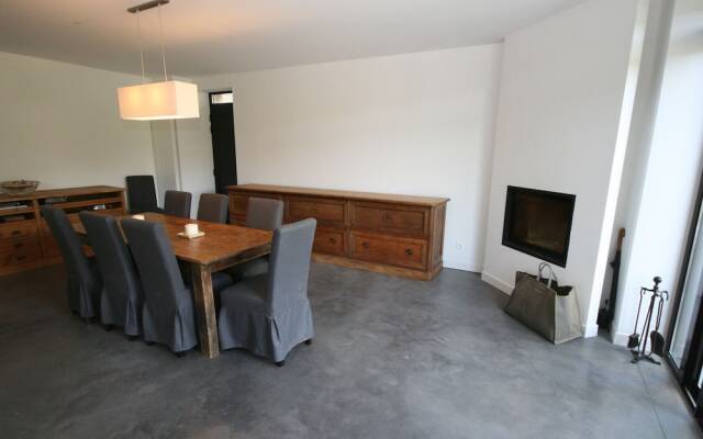 Luxurious Villa in Pont-Aven with Private Pool