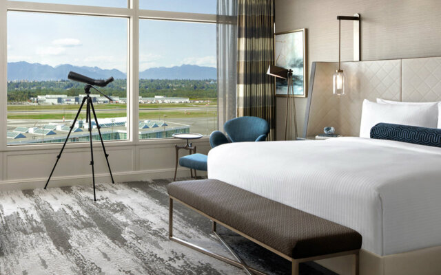 Fairmont Vancouver Airport In-Terminal Hotel