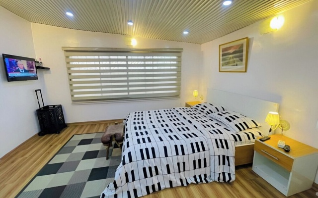 Plot 1792 Luxury Suites