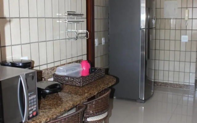 Maravilhoso Apto na Praia do Forte Wi-Fi 600 MB