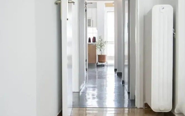 Amazing Renovated Penthouse In Pagkrati