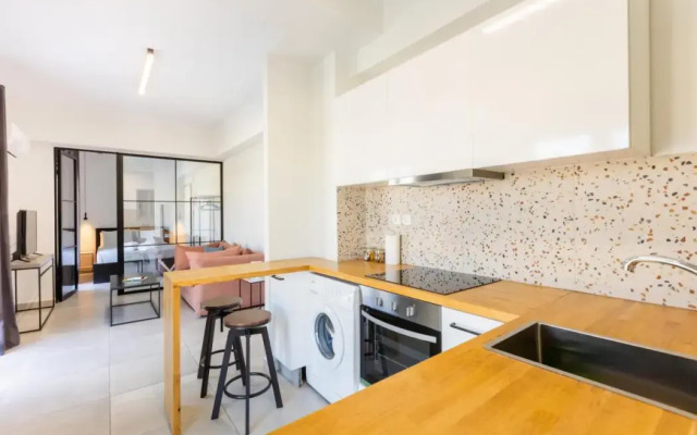 The Omnia Collection Pagrati