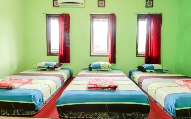 Penginapan Roro Mendut by ZUZU — hotel in Mungkid