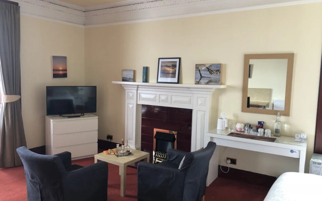 The Bowmore House Bed & Breakfast