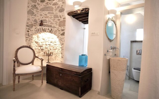 Apartment With one Bedroom in Ano Syros, With Wonderful sea View, Furnished Terrace and Wifi - 3 km From the Beach