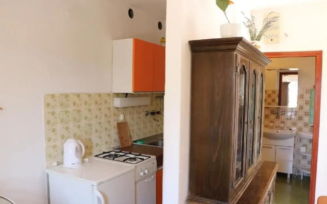 Nina - Free Private Parking - A4