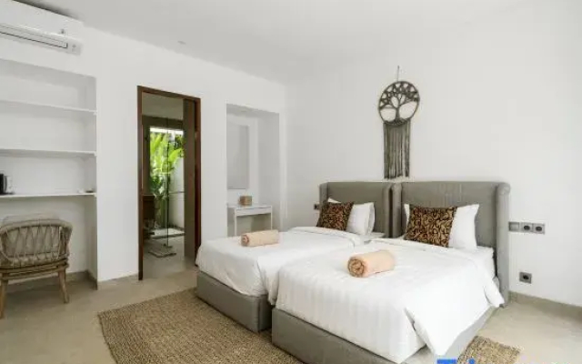 Villa Leonard by BaliSuperHost