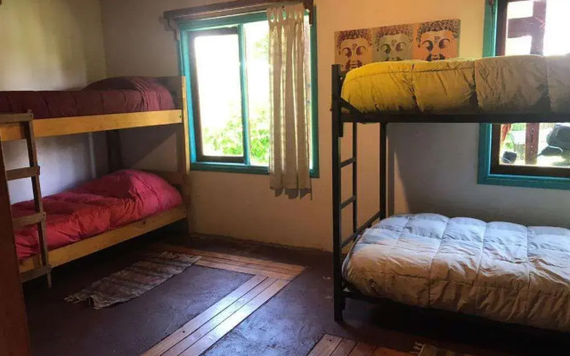 Hostel Raiz