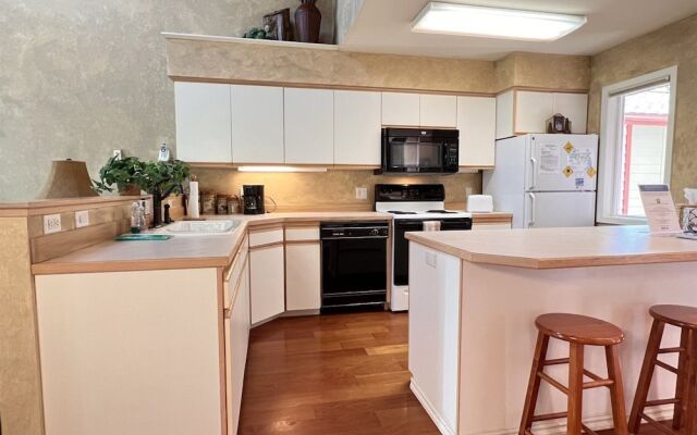 Mountain Harbor #209 2 Bedroom Condo